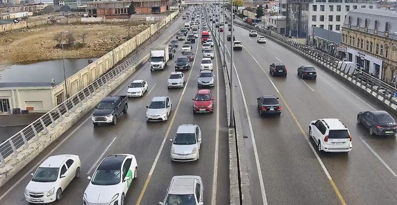 Bakının yollarında vəziyyət belədir - Foto