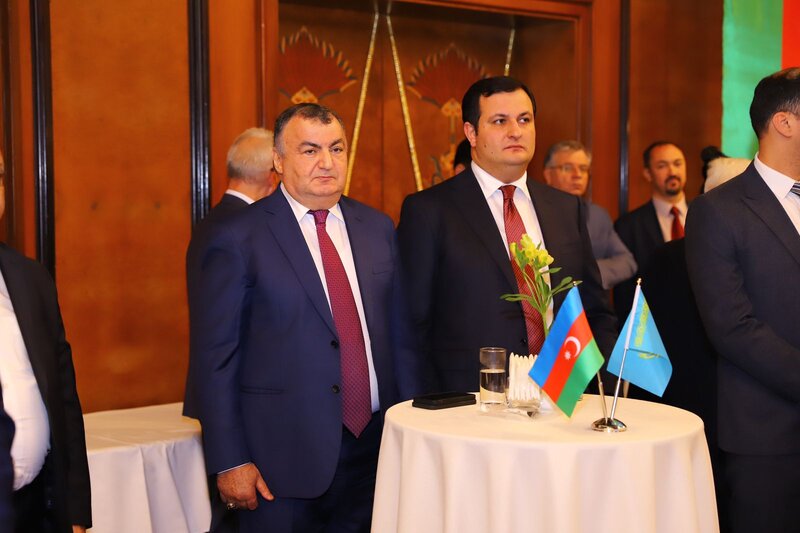 Qazaxıstanda Zəfər Günü münasibətilə möhtəşəm tədbir keçirildi - FOTOLAR