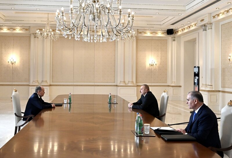 İlham Əliyev Rusiya Federal Təhlükəsizlik Xidmətinin direktorunu qəbul edib