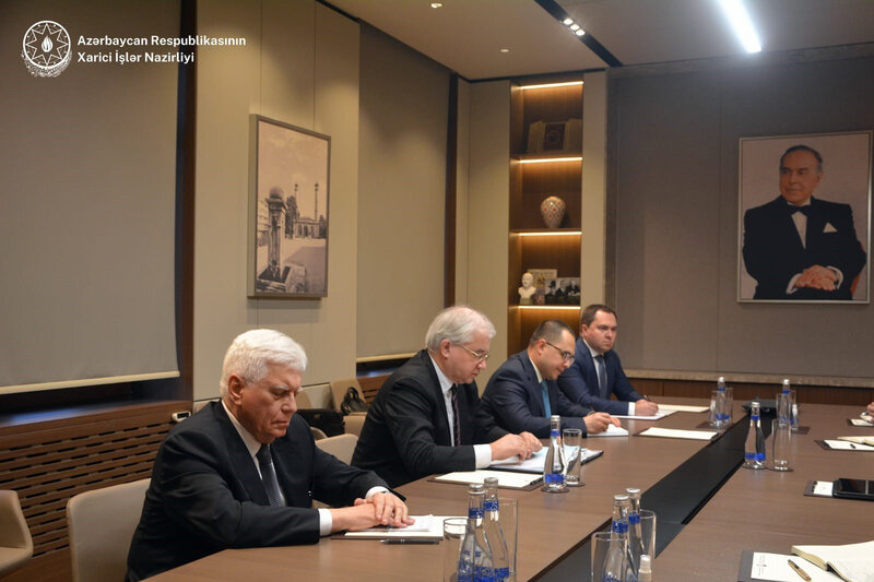 Ceyhun Bayramov İqor Xovayevlə Laçın yolundakı vəziyyəti müzakirə etdi - FOTO