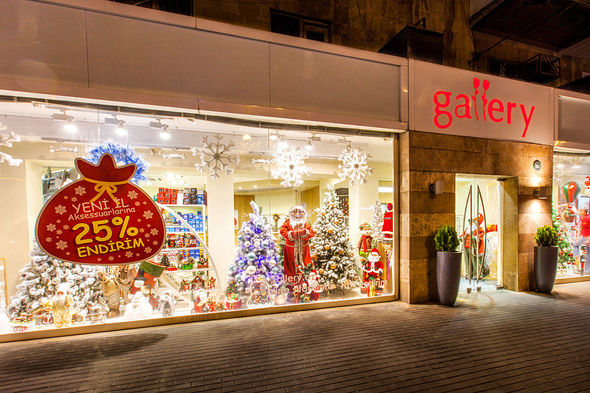 "Gallery" güllər və hədiyyələr və "Gallery4Kids" oyuncaqlar mağazaları Yeni il nağılını gerçək edir!