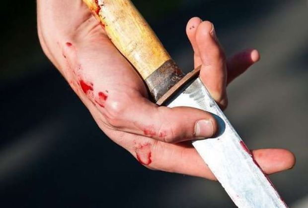 Bakıda qadın evdə bıçaq xəsarətləri alıb