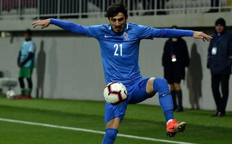 "Sabah" millimizin futbolçusu ilə vidalaşdı - FOTO