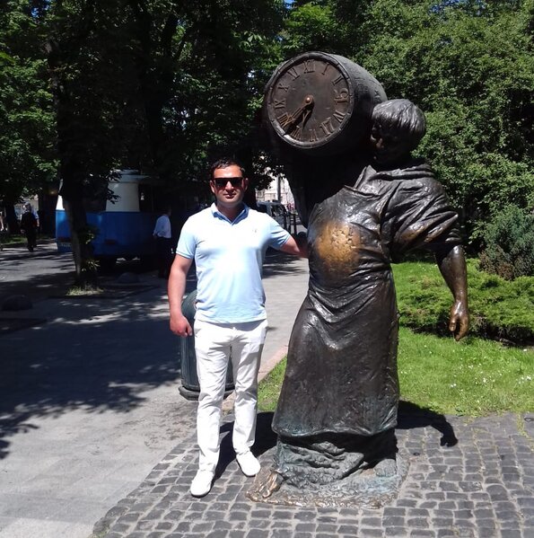 Azərbaycanlı iş adamını qətlə yetirən şəxsin kimliyi BİLİNDİ - YENİLƏNİB + FOTO