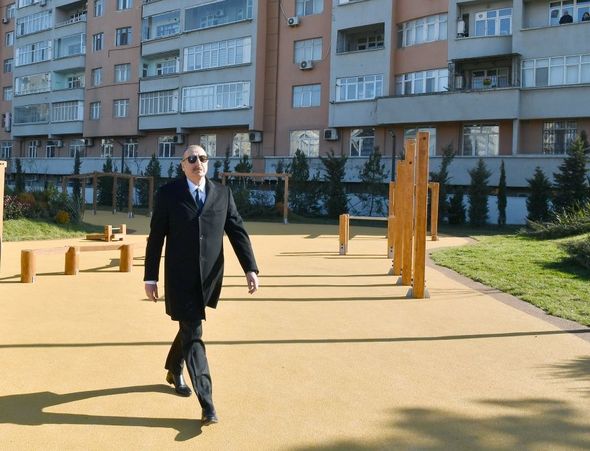 İlham Əliyev və Mehriban Əliyeva Yasamalda parkın açılışında - YENİLƏNİB+FOTO/VİDEO