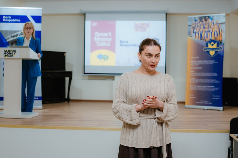 Bank Respublika Oxbridge Akademiyasında məktəblilər üçün tədbir keçirdi - FOTOLAR