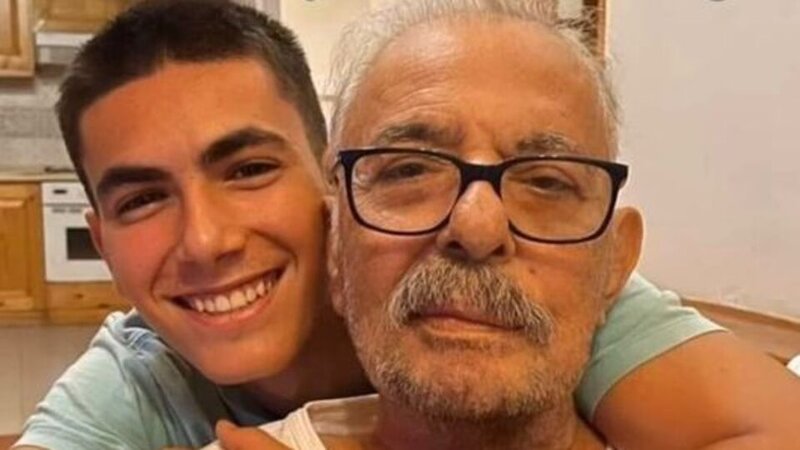 Oğlu Fərdi Tayfur üçün arxiv fondu yaratdı