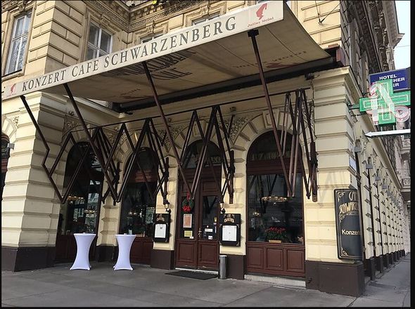 Dünyada üç kafe 