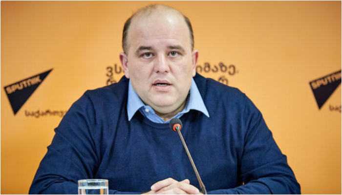 Gürcü siyasi ekspert: "Geniş sülh müqaviləsi barədə düşünmək hələlik tezdir