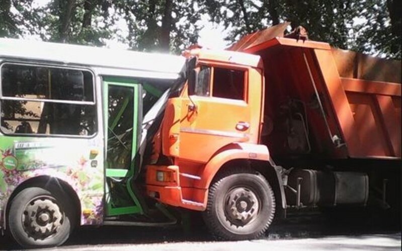 Binəqədidə sərnişin avtobusu 