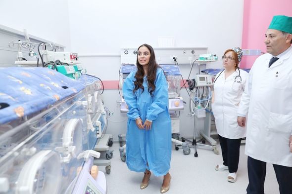 Leyla Əliyeva 3 nömrəli Şəhər Klinik Xəstəxanasının doğum şöbəsində olub - FOTO