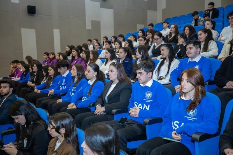 Gənclərin iştirakı ilə vətənpərvərlik tədbiri keçirilib: 