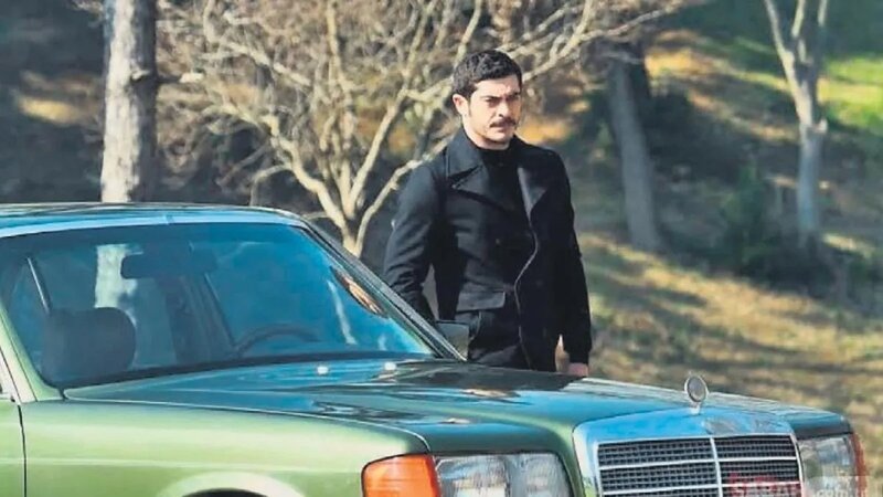 Məşhur serialdakı avtomobil satışa çıxarıldı - FOTO