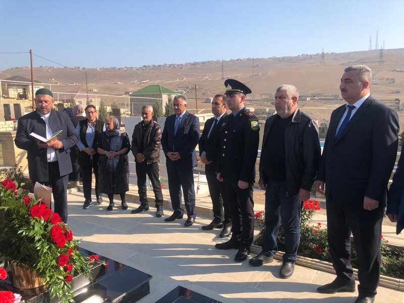 Abşeron rayonunda şəhidlər yad edilir - FOTOLAR