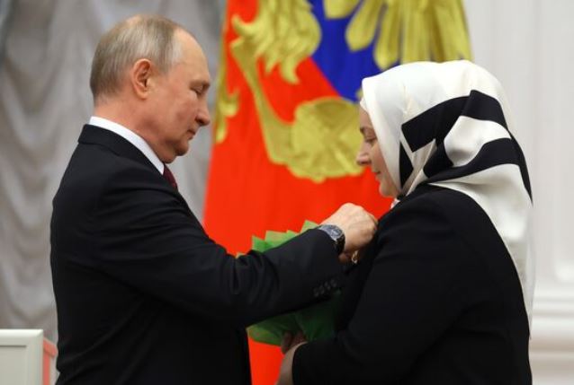 Putindən Kadırov ailəsinə böyük jest - FOTO