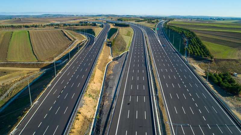 Yollar yağışlı havaya davamlıdırmı?