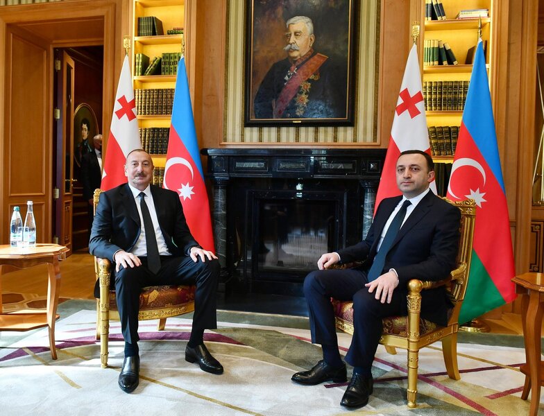 İlham Əliyev və İrakli Qaribaşvilinin Mçxetada birgə işçi naharı olub