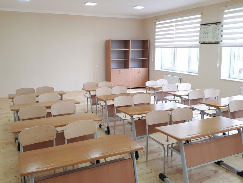 Məktəblər üçün idxalı gömrük rüsumlarından azad edilən vasitələrin siyahısı hazırlanacaq