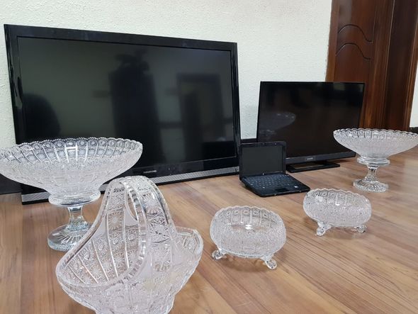 Oğurladığı pulları mərc oyununda itirdi - FOTO 
