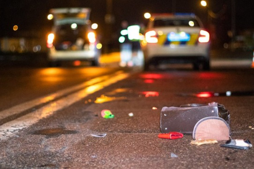 Bakıda avtomobil 48 yaşlı qadını vurdu