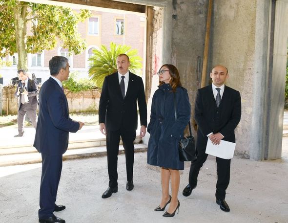 Prezident və Birinci xanım Romada Azərbaycan Mədəniyyət Mərkəzi üçün nəzərdə tutulan binada - FOTO