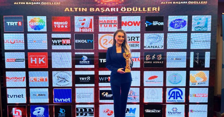 Qızıl Uğur' mükafatı: Yeşim Eryılmaz 'ilin ən yaxşısı' seçildi