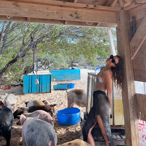 Keçmiş sevgililər Bredli Kuper ilə İrina Şeykin çimərlikdə görüntüləri yayıldı - FOTO