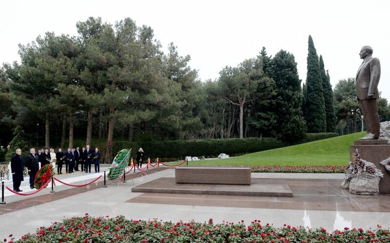 Hulusi Akar Azərbaycana gəldi