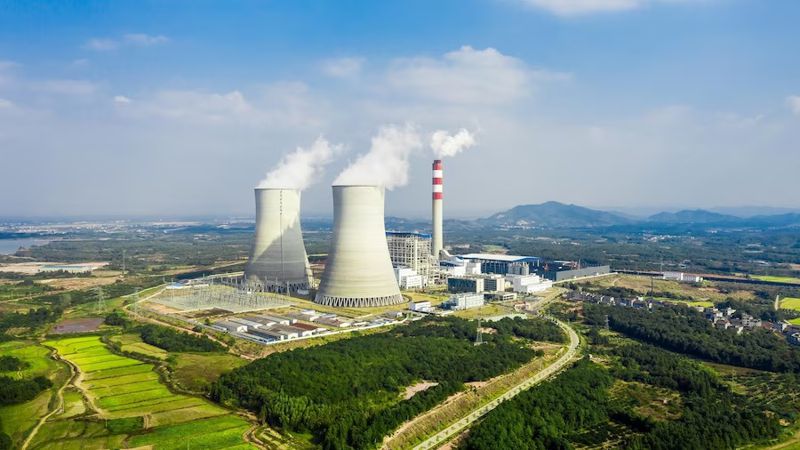 Almaniya ölkədəki son üç atom elektrik stansiyasını BAĞLADI
