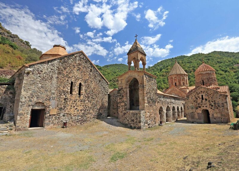 Tarixçi alim: "Bütün izlər Kəlbəcərdəki Xudavəng monastırının ermənilərə aid olmadığını göstərir