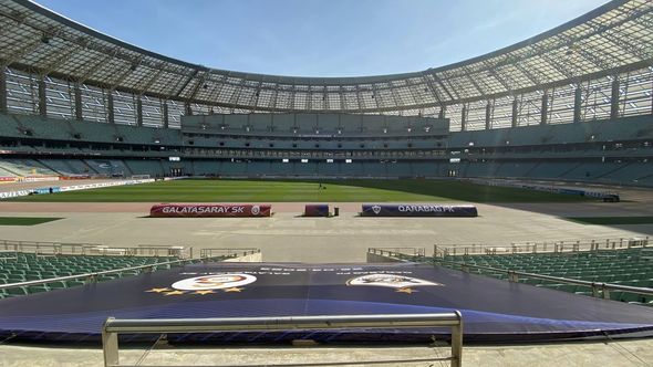 Bakı Olimpiya Stadionu Azərbaycan və Türkiyə bayraqları ilə bəzədilir - FOTO