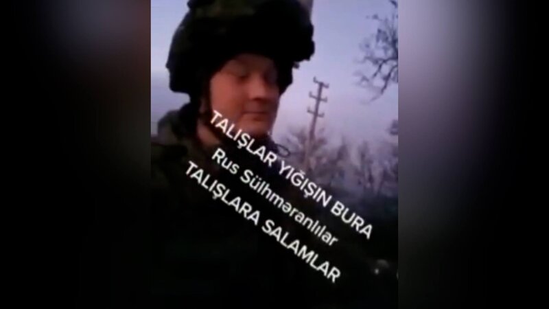Azərbaycanlı əsgər rusiyalı sülhməramlılarına dilimizi öyrədir - VİDEO