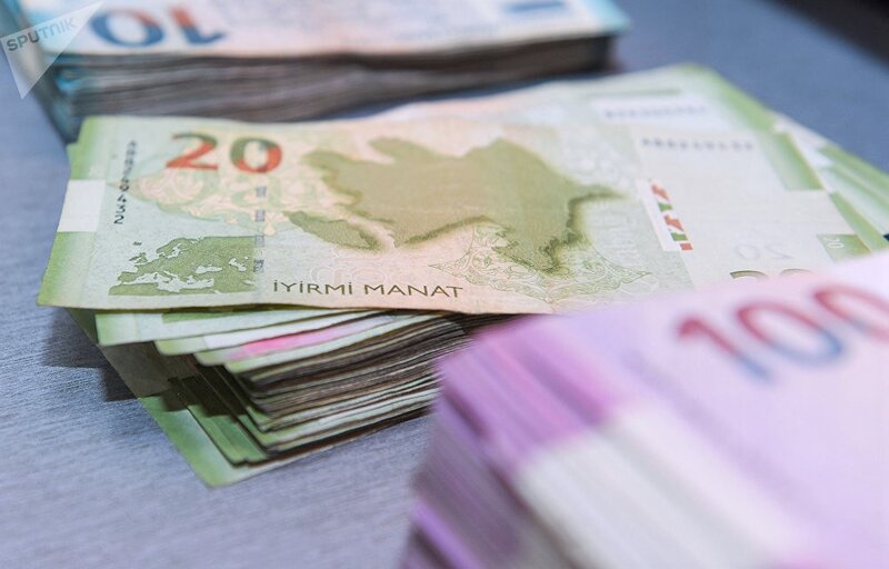 Vətəndaşların banklardakı əmanətlərinin həcmi artıb
