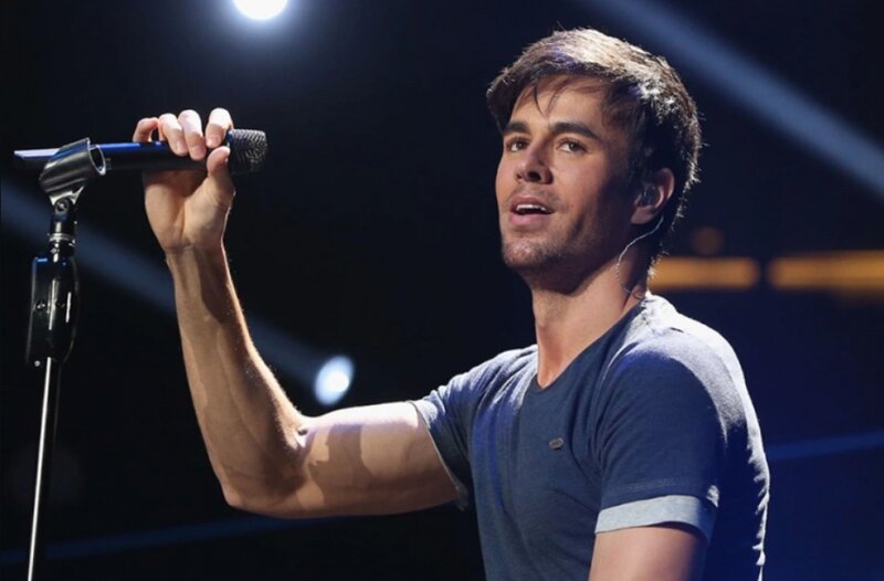 Enrike İqlesias Qazaxıstanda konsert verəcək