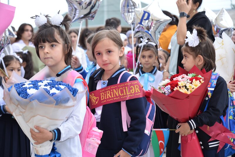Nazirlik rəsmiləri Bilik Günü tədbirlərində - FOTOLAR