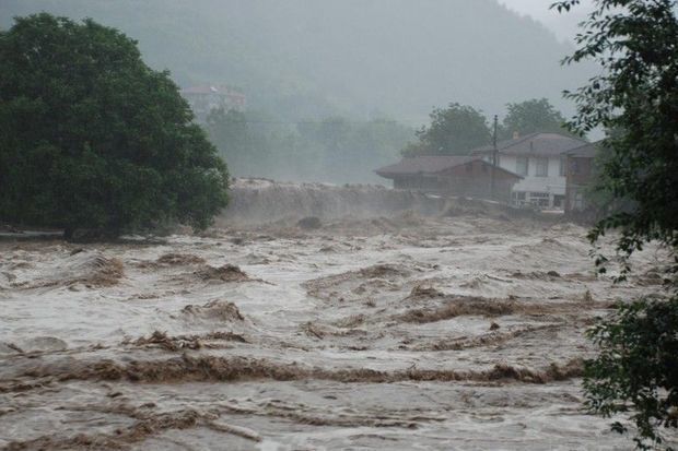 Bəzi çaylardan sel keçir: Azərbaycanda müşahidə edilən faktiki hava