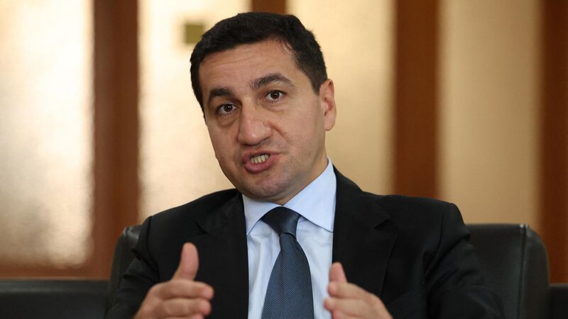 Hikmət Hacıyev: Ermənistanla Azərbaycan arasında danışıqlarda üçüncü ölkəyə ehtiyac yoxdur