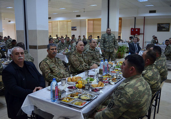 Müdafiə naziri yeni yaradılan komando hərbi hissəsində olub - FOTO - VİDEO