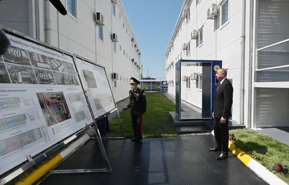 İlham Əliyev və Mehriban Əliyeva Bakıda modul tipli hospitalın açılışında - YENİLƏNİB + FOTO/VİDEO