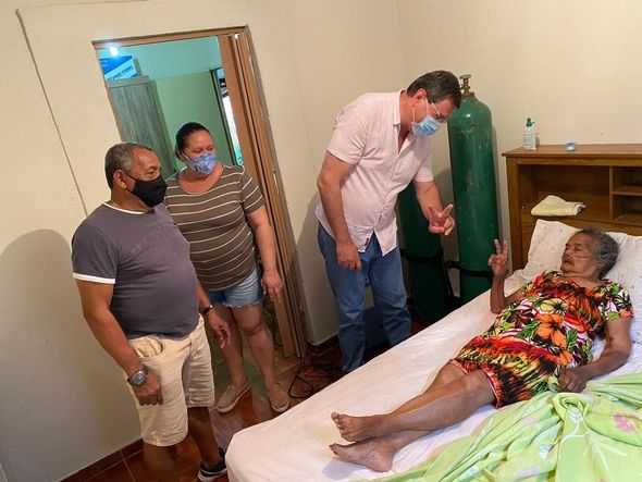 Roberto Karlosun 100 yaşlı nənəsi koronavirusa qalib gəldi - FOTO