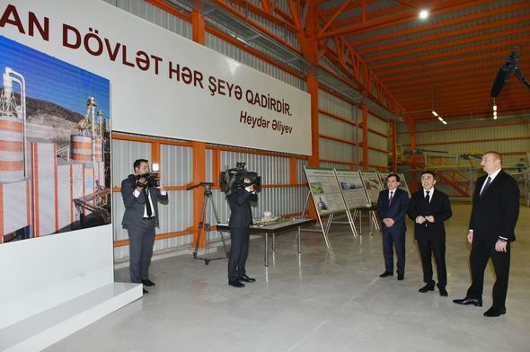 Prezident Qazaxda əhəng zavodunun açılışında iştirak edib - YENİLƏNİB+FOTO