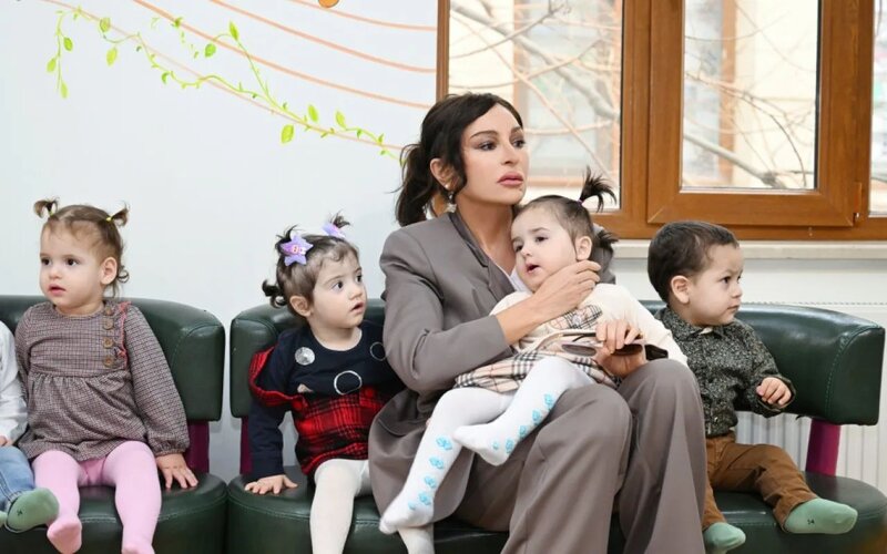 Hər bir uşağa xoşbəxt həyat arzulayıram' - Mehriban Əliyeva