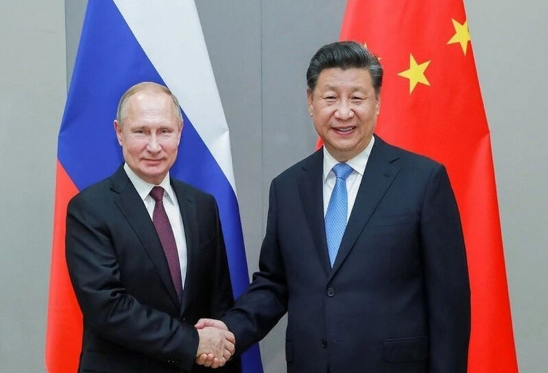 Putin Çinə böyük heyətlə getdi