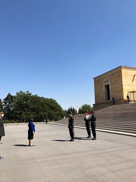 Sahibə Qafarova Atatürkün məzarını ziyarət etdi - FOTO