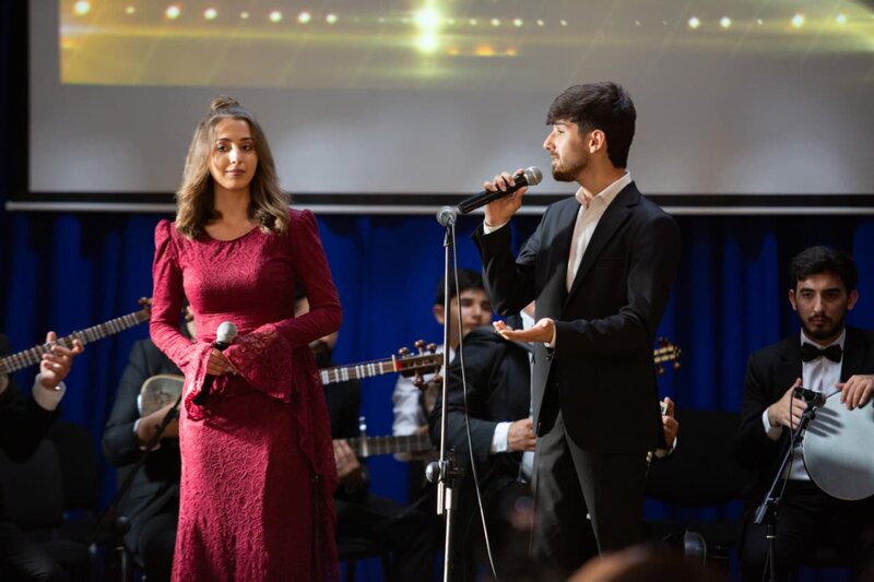 Humanitar Kollecdə təntənəli hesabat konserti keçirildi - FOTOLAR