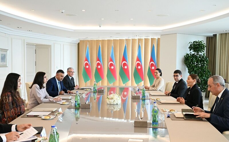 Mehriban Əliyeva Mərakeşin xanım Şahzadəsi ilə görüşüb - FOTOLAR