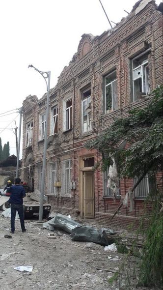 Ermənistanın Gəncəni atəşə tutması nəticəsində bir nəfər ölüb, 4 nəfər yaralanıb - FOTO