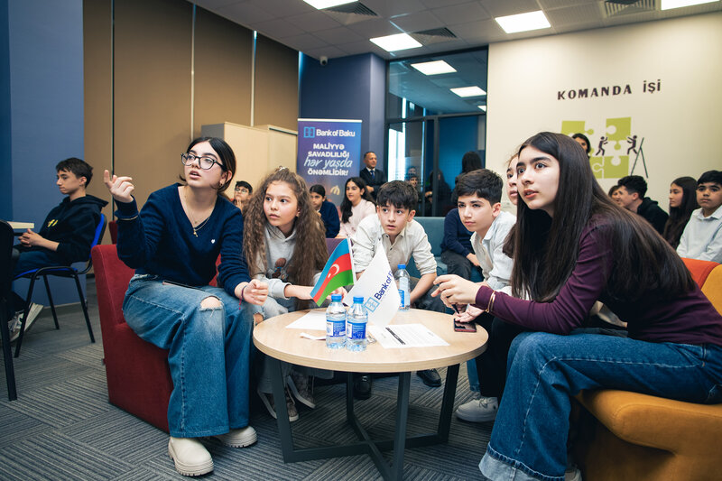 Bank of Baku-da maliyyə savadlılığı günü - FOTOLAR