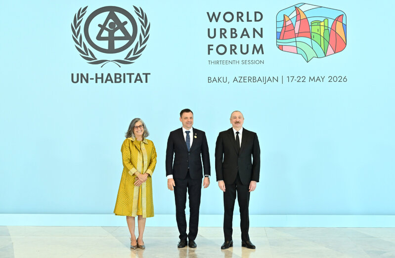 Prezident WUF13-də çıxış edir - Canlı - Fotolar