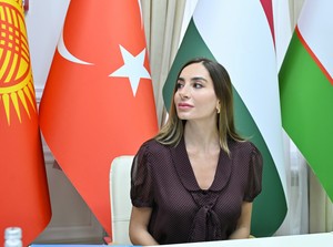 Leyla Əliyeva və Arzu Əliyeva Türk Mədəniyyəti və İrsi Fondunu ziyarət ediblər - FOTOLAR